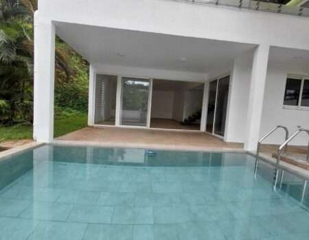 location-maison F4-agence atike immobilier-punaauia-piscine