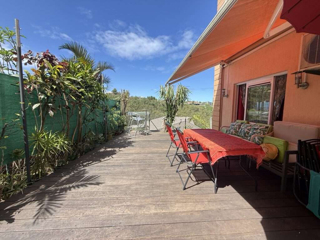 location-punaauia-tahiti-appartement-piscine-eeva3