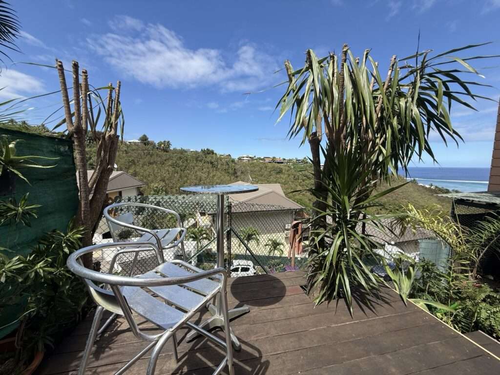 location-punaauia-tahiti-appartement-piscine-eeva7